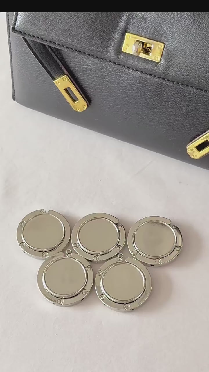 Atlas Essentials Hook